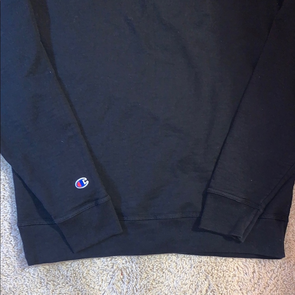 Champion Men's Medium Black Crewneck Pullover Sweater - Picture 6 of 6